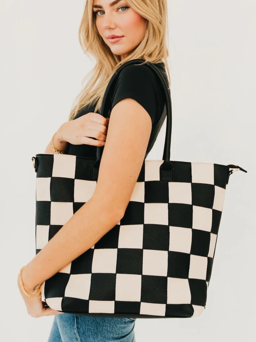 Pretty Simple Courtney Tote Woven Vegan Leather Checkered Black/White - Picture 2 of 7